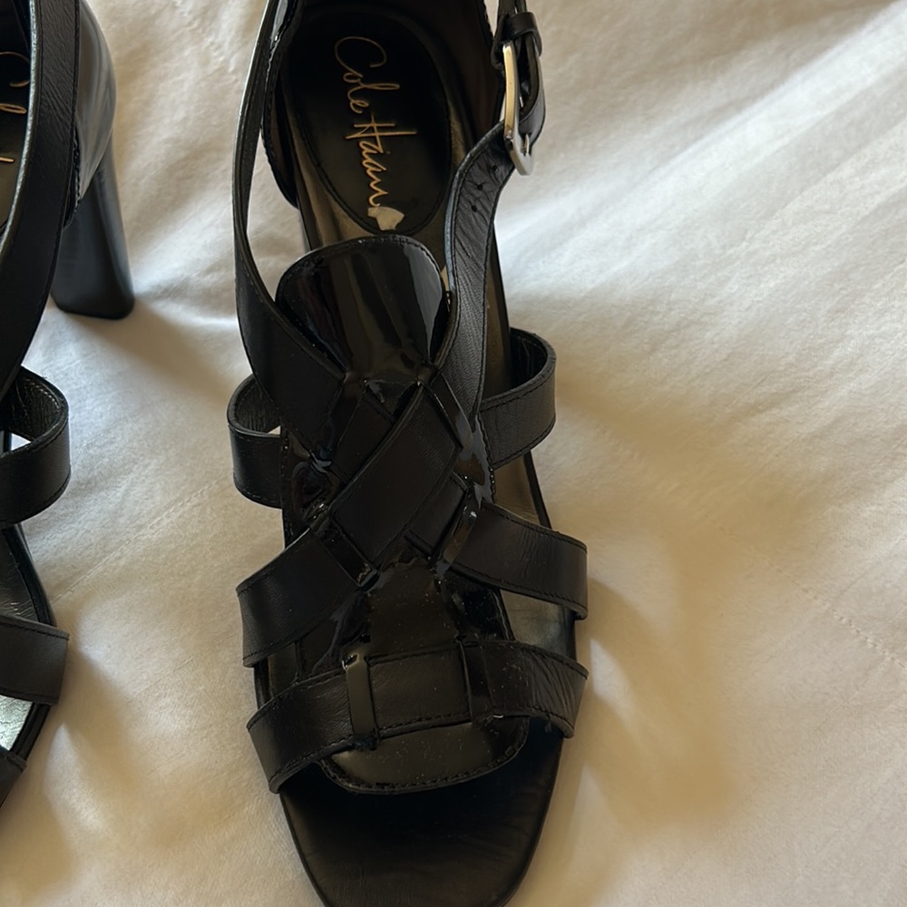 Sandals - Picture 2 of 6